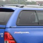 Hardtop Ford Ranger s bočními okny – FM6